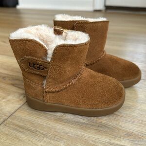 UGG Keelan Boot size 4/5